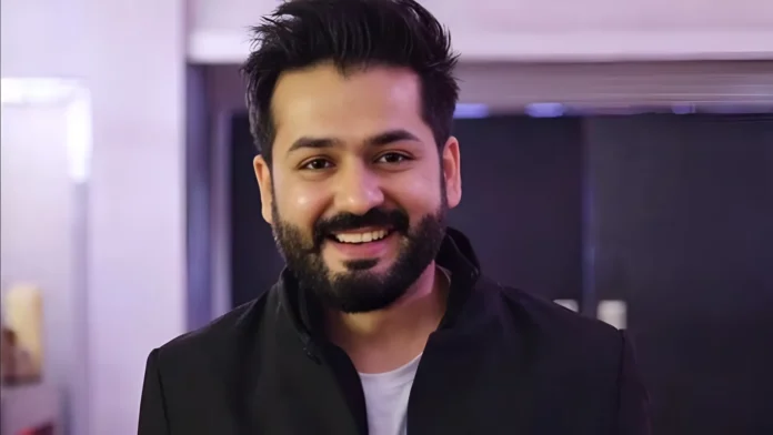 Aditya Dhar Biography, Early Life, Career, Wife, Son & Latest Events Aditya Dhar Biography, Early Life, Career, Wife, Son & Latest Events